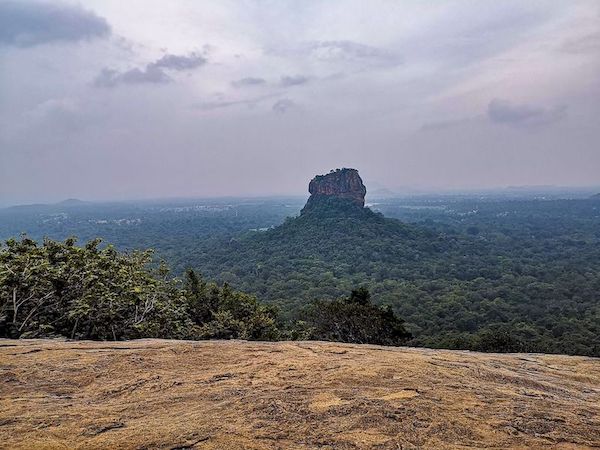 Sigiriya vista dalla cima di Pidurangala