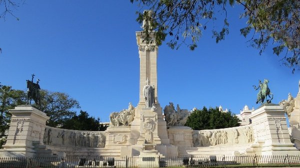 monumento a la constitucion 1812 cadice