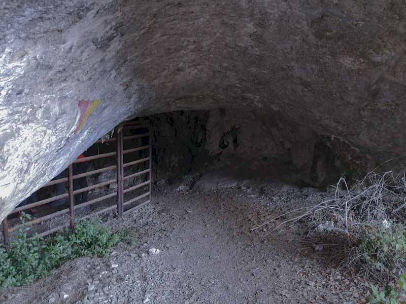 ingresso Grotta del Mezzogiorno